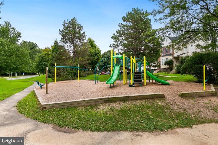 9 BATTERY BEND COURT