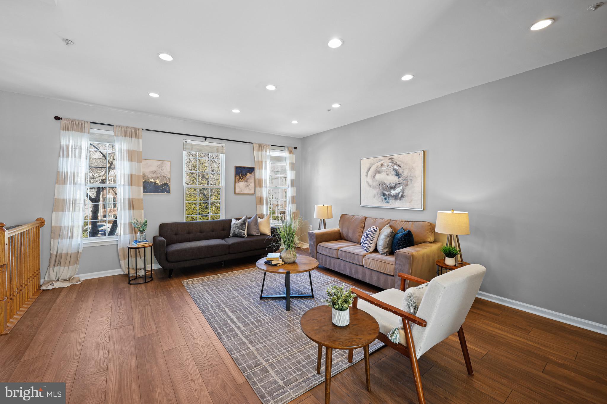 9 BATTERY BEND COURT