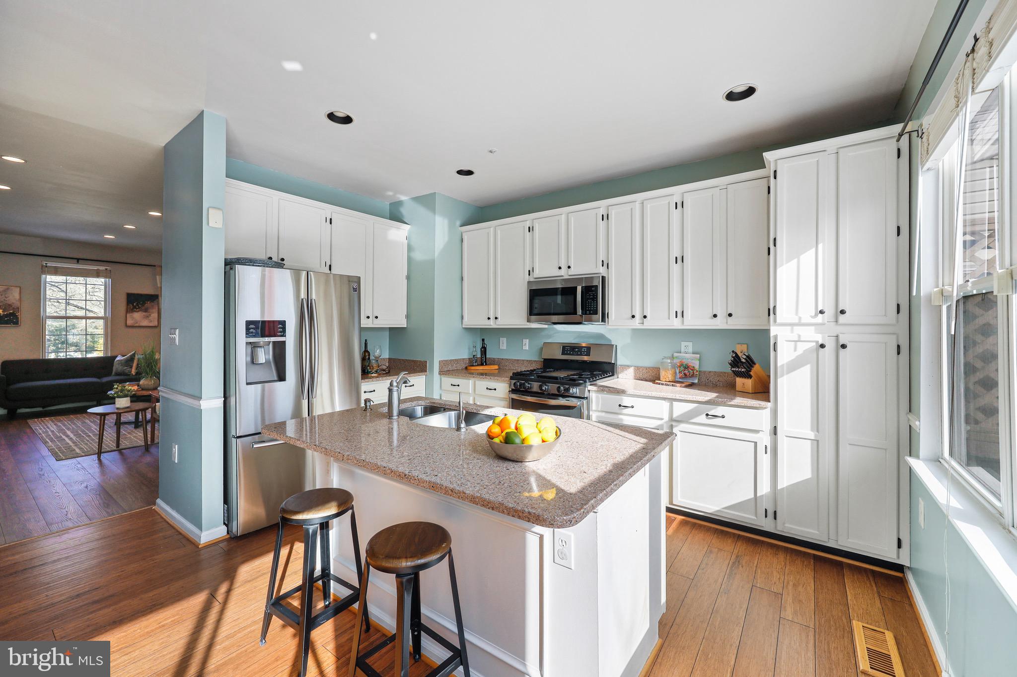 9 BATTERY BEND COURT