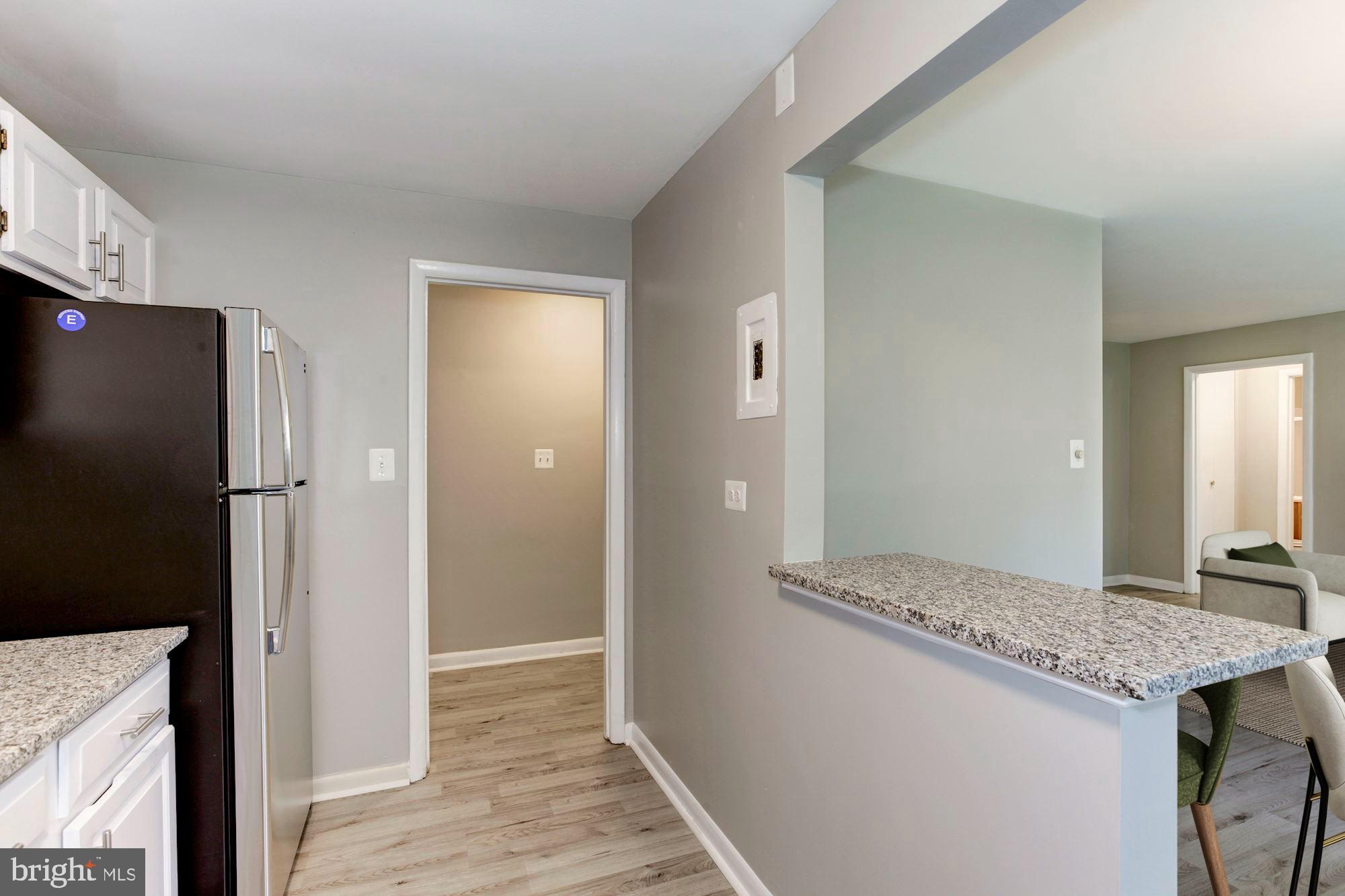 10509 MONTROSE AVENUE M-2