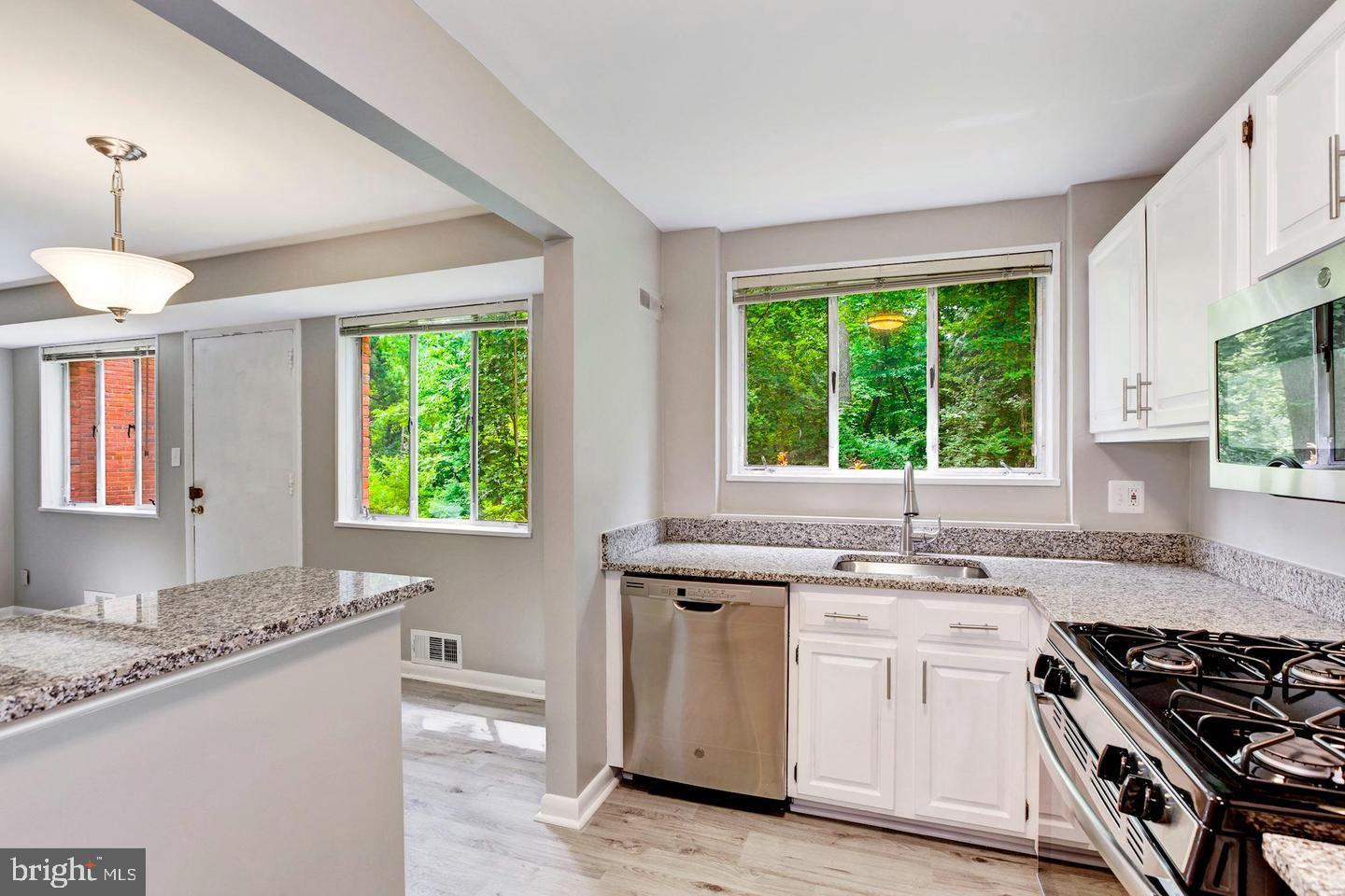 10509 MONTROSE AVENUE M-2