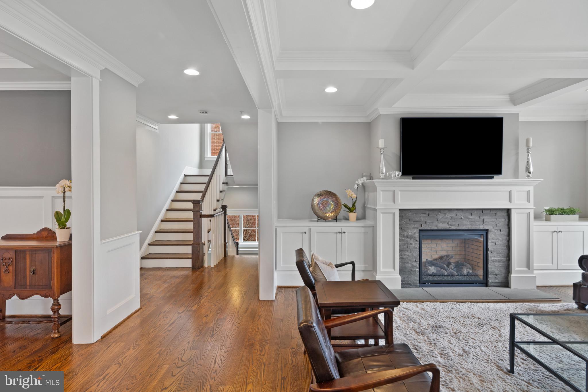 7503 NEWMARKET DRIVE