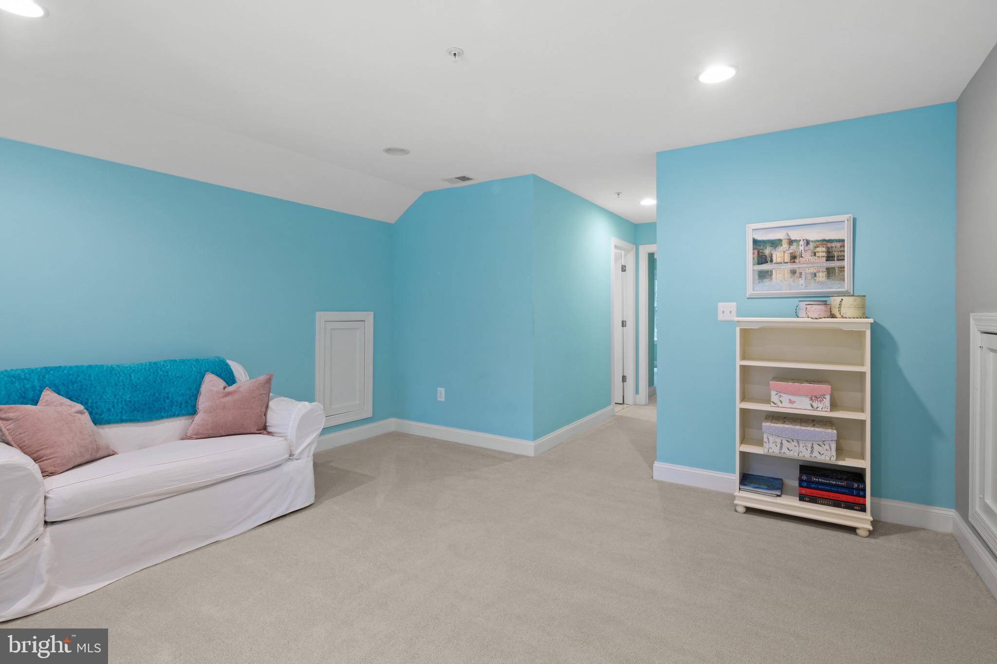 7503 NEWMARKET DRIVE