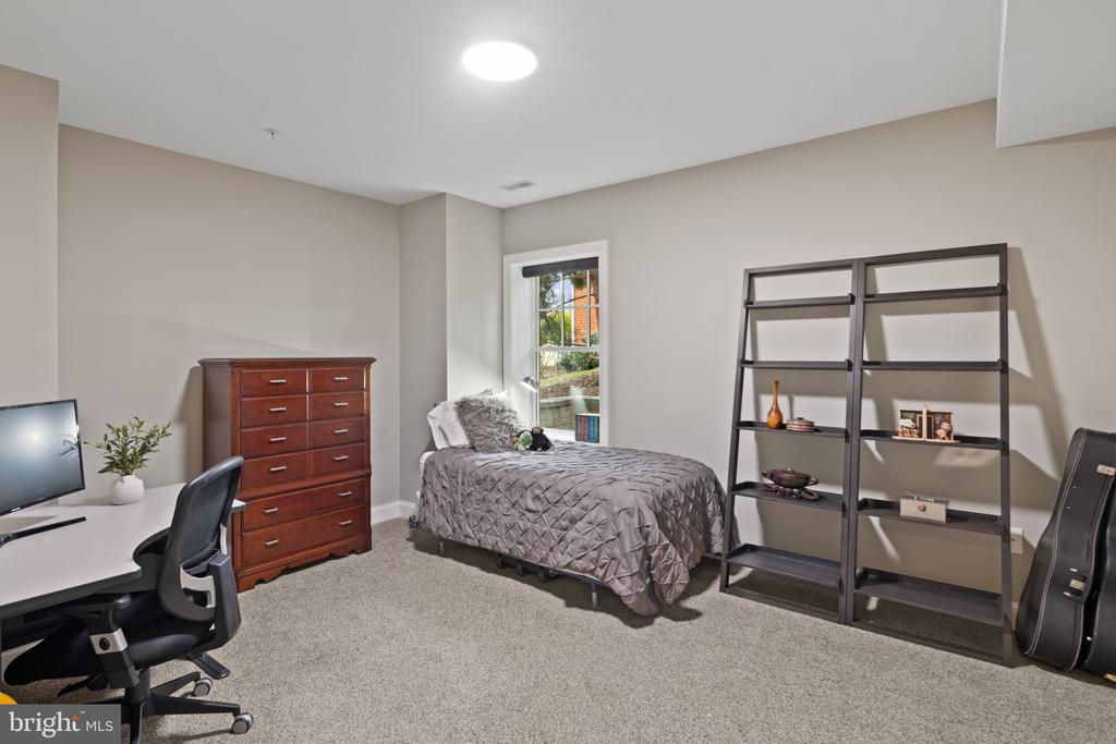 7503 NEWMARKET DRIVE