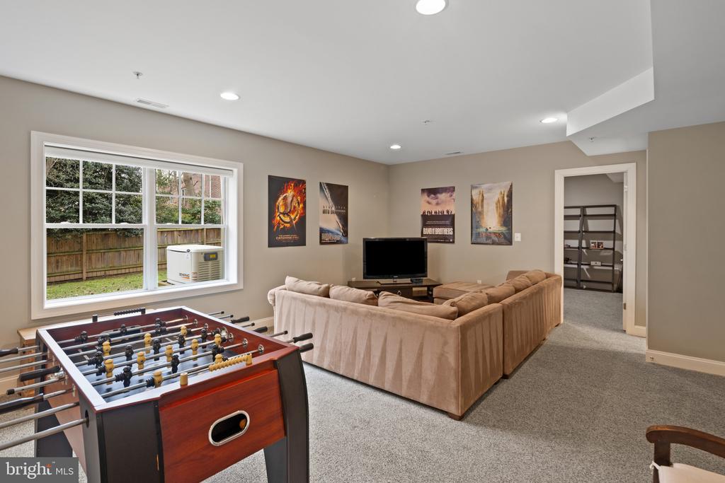 7503 NEWMARKET DRIVE