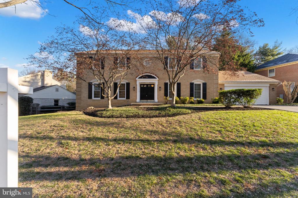 11005 EARLSGATE LANE