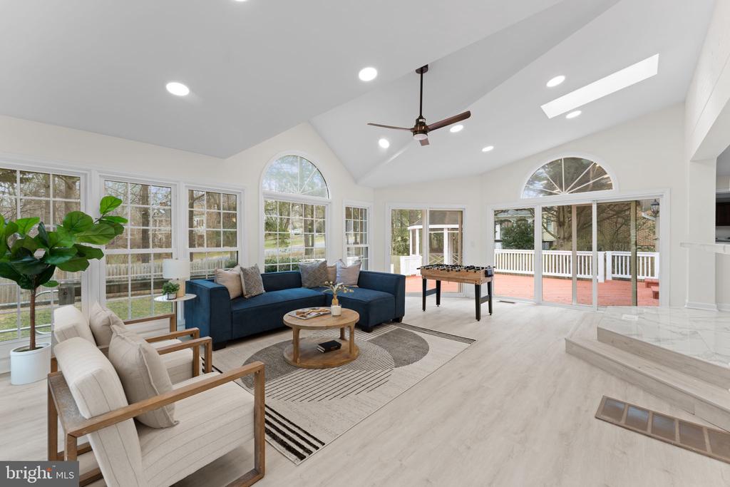 11005 EARLSGATE LANE