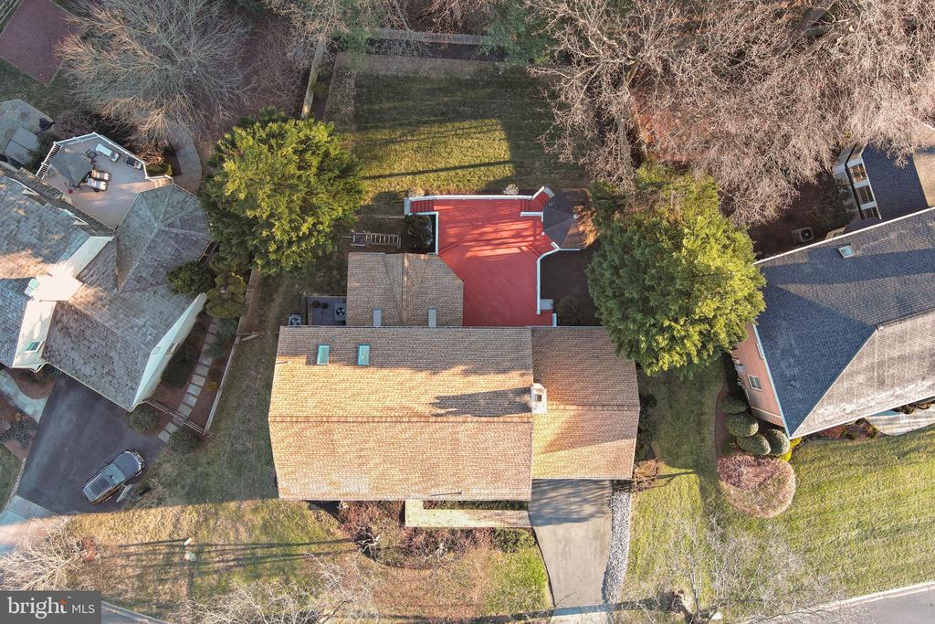 11005 EARLSGATE LANE