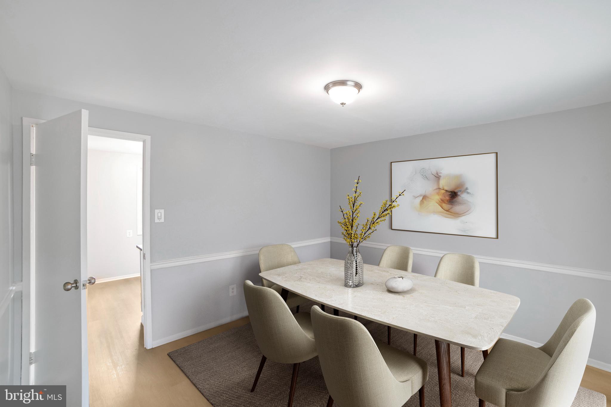 10511 CAMBRIDGE COURT