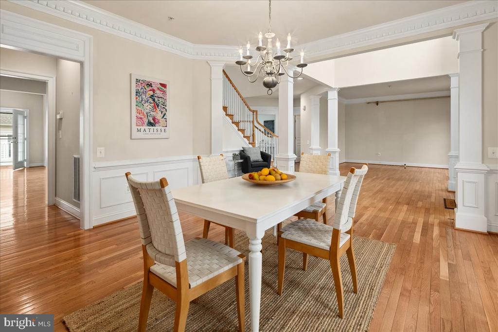102 DEEP TRAIL LANE