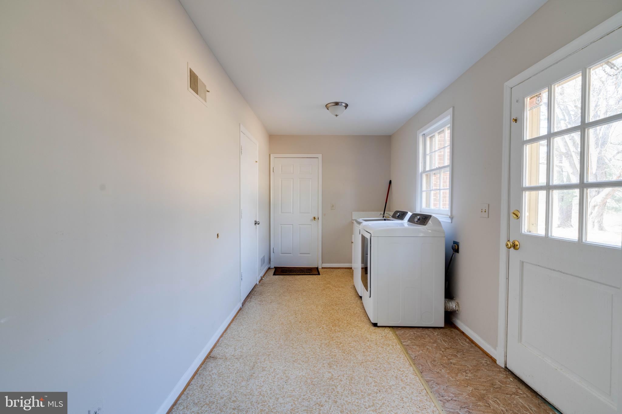 14829 SPRING MEADOWS DRIVE