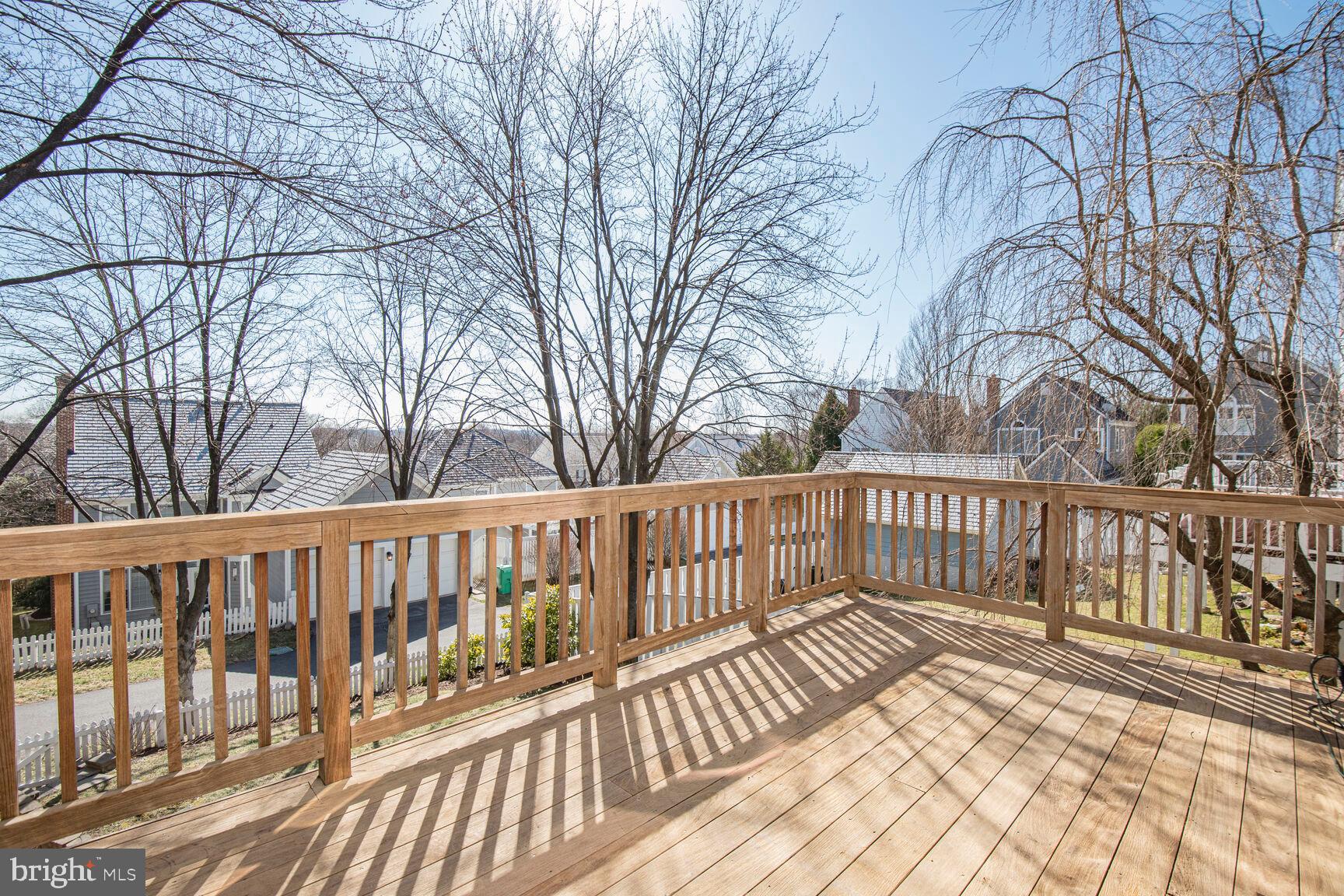 605 KENT OAKS WAY