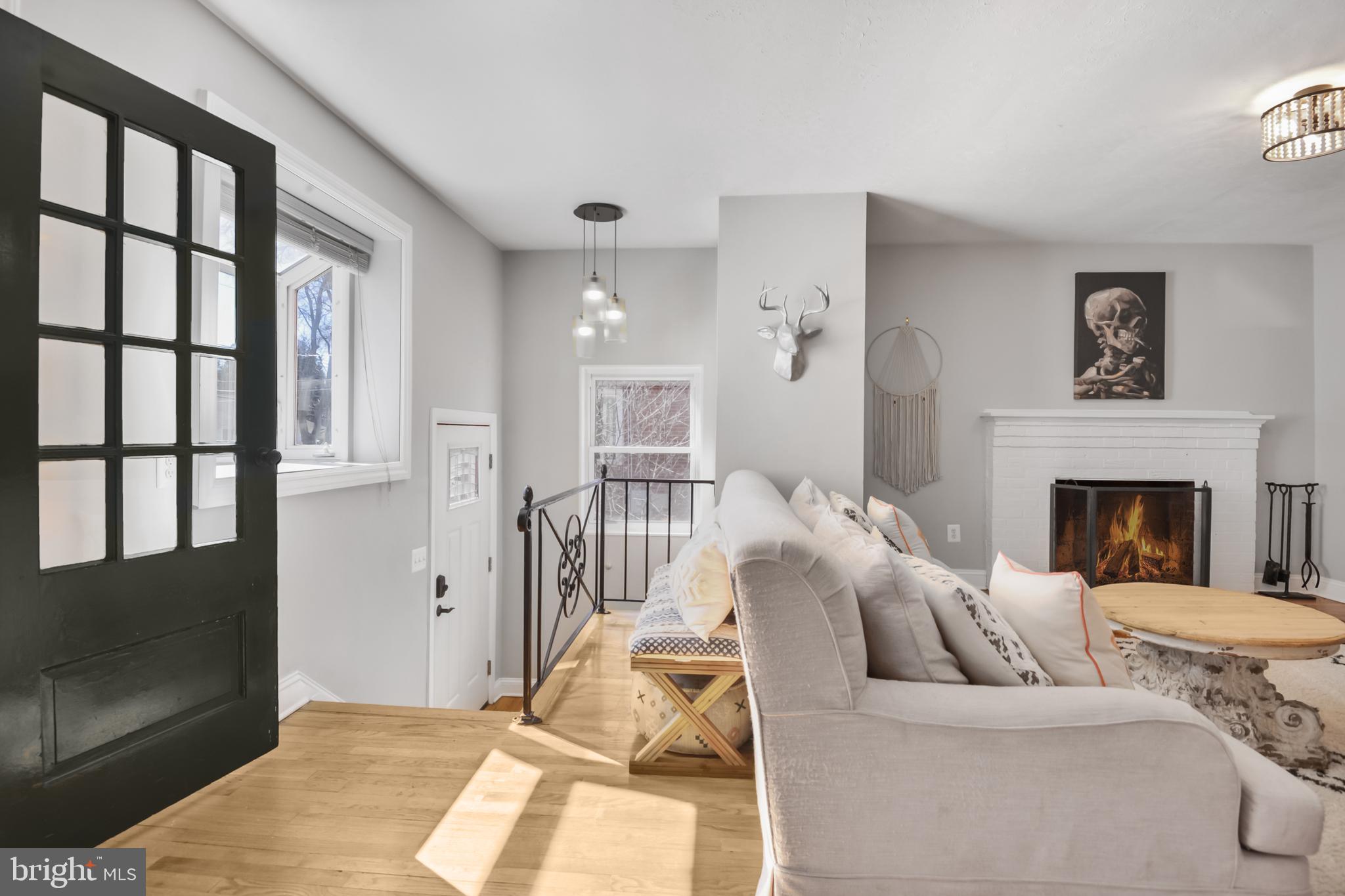 10110 BRUNETT AVENUE