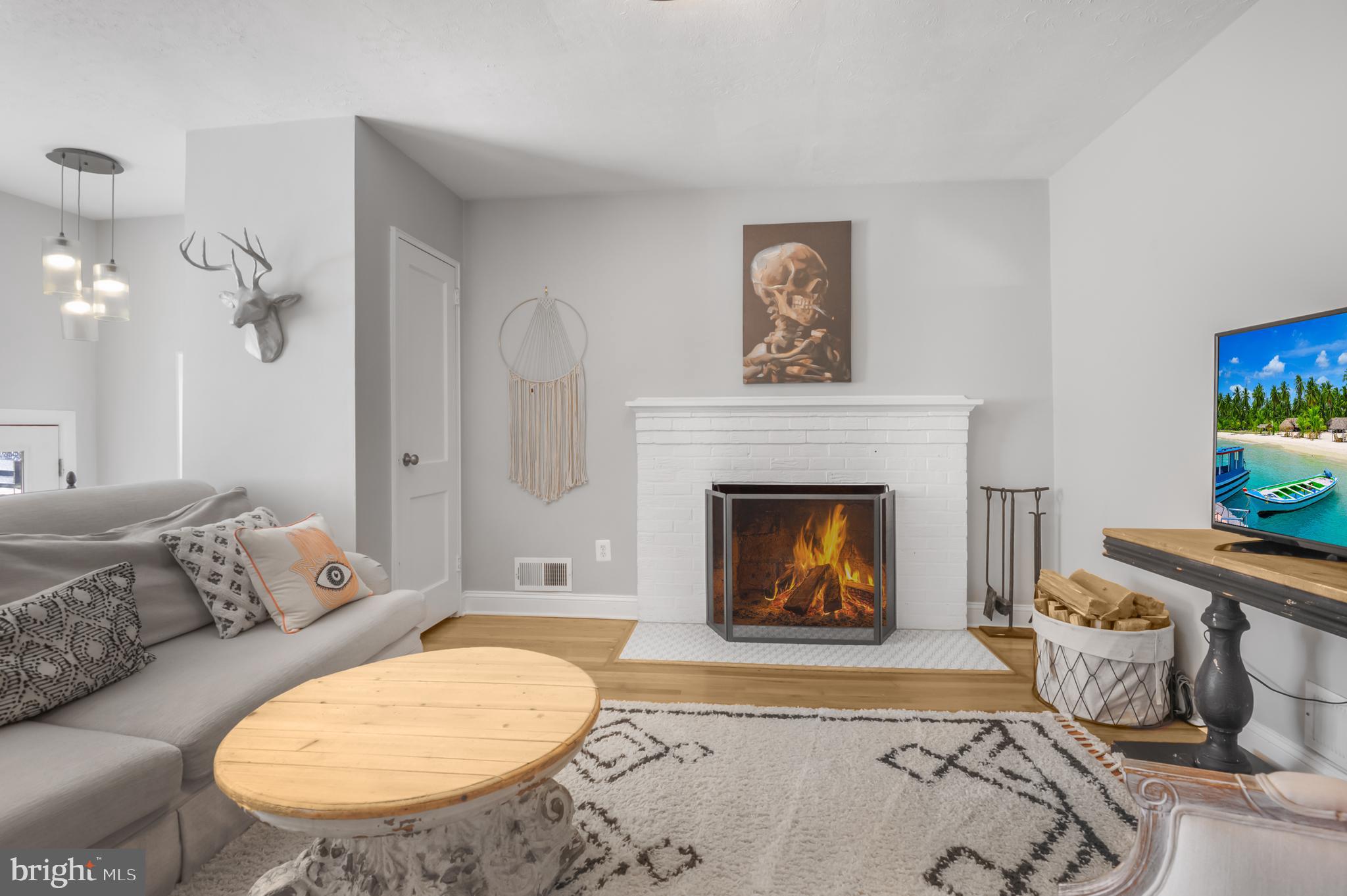 10110 BRUNETT AVENUE