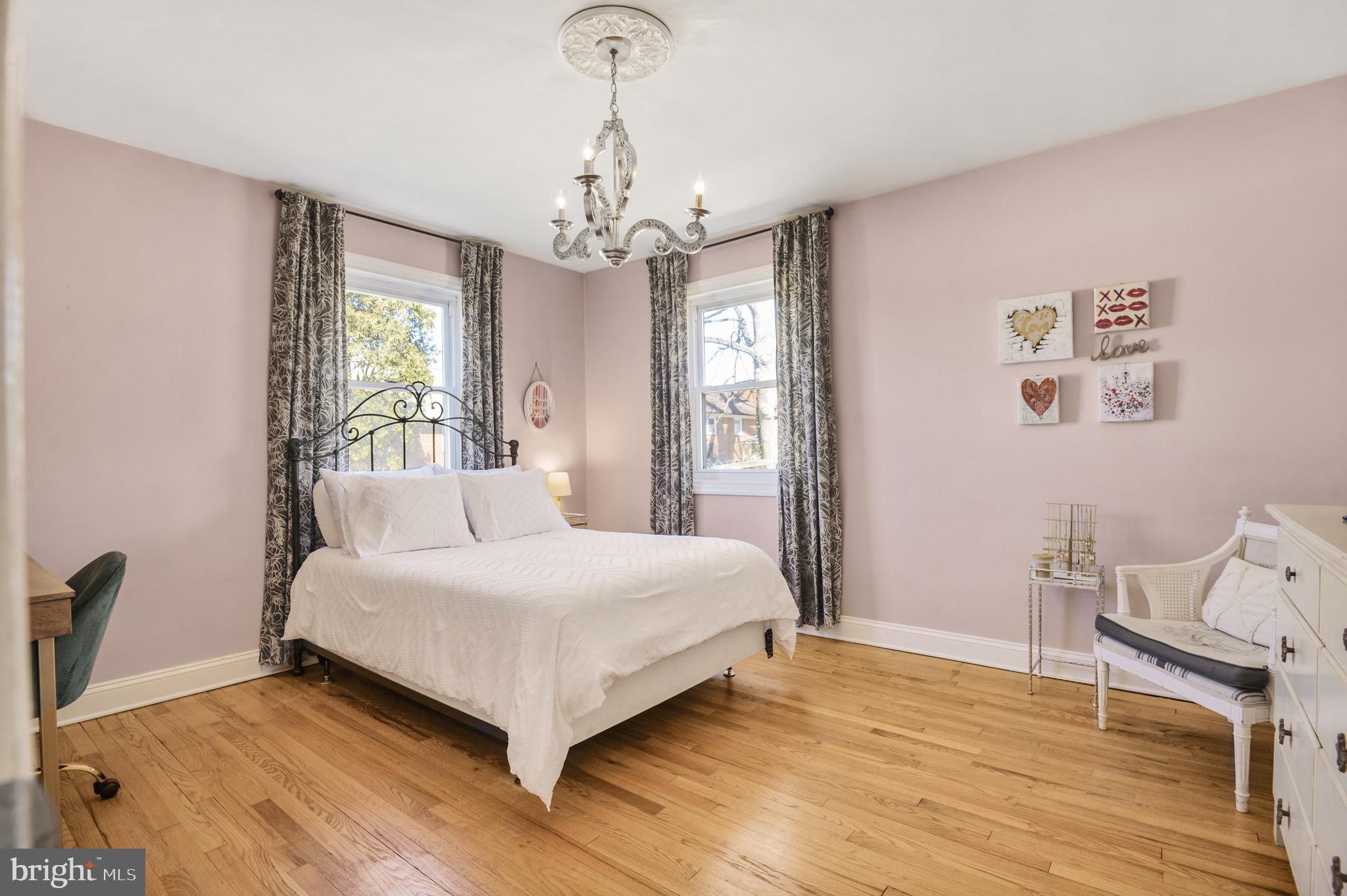 10110 BRUNETT AVENUE