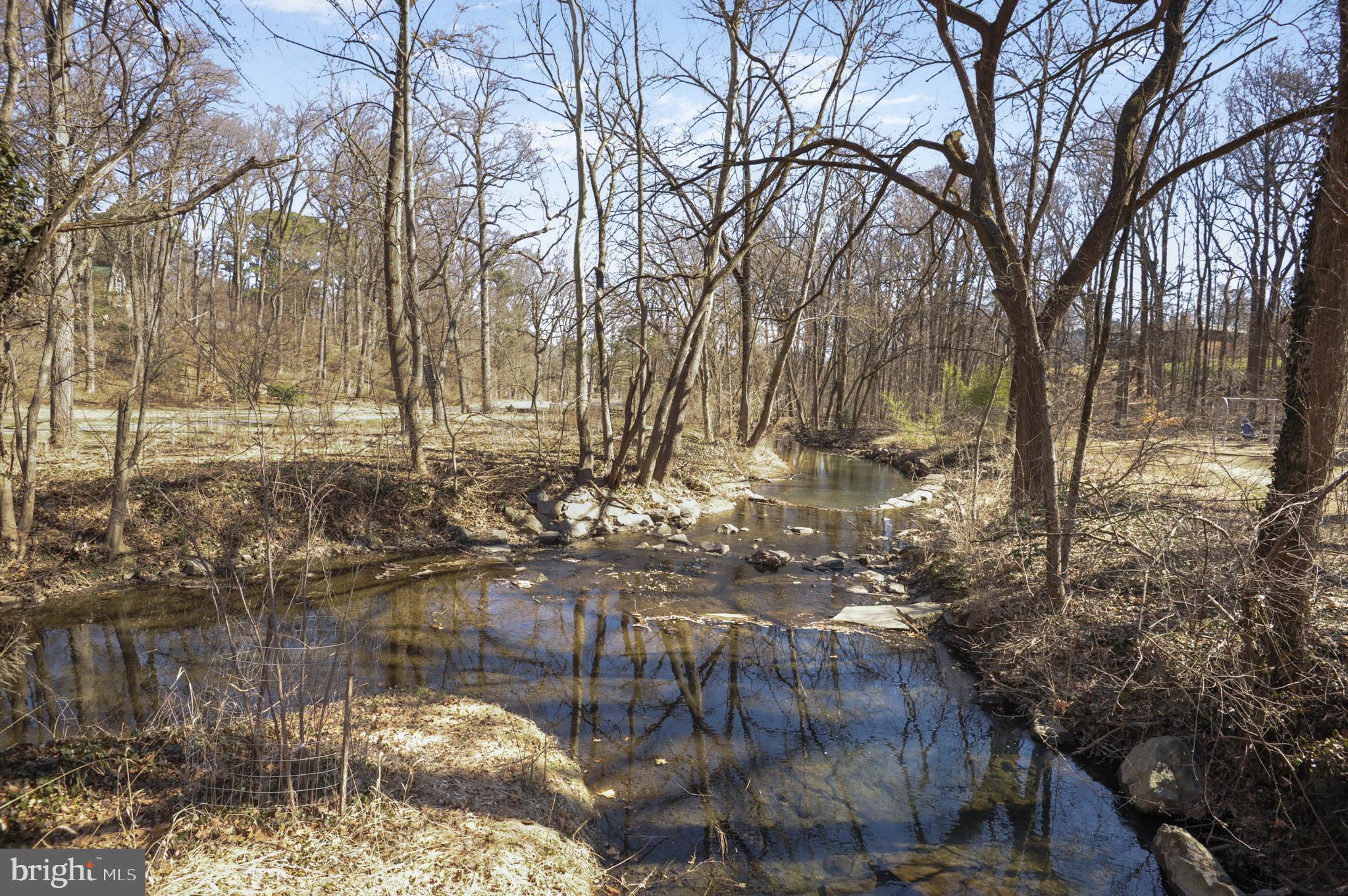 10110 BRUNETT AVENUE