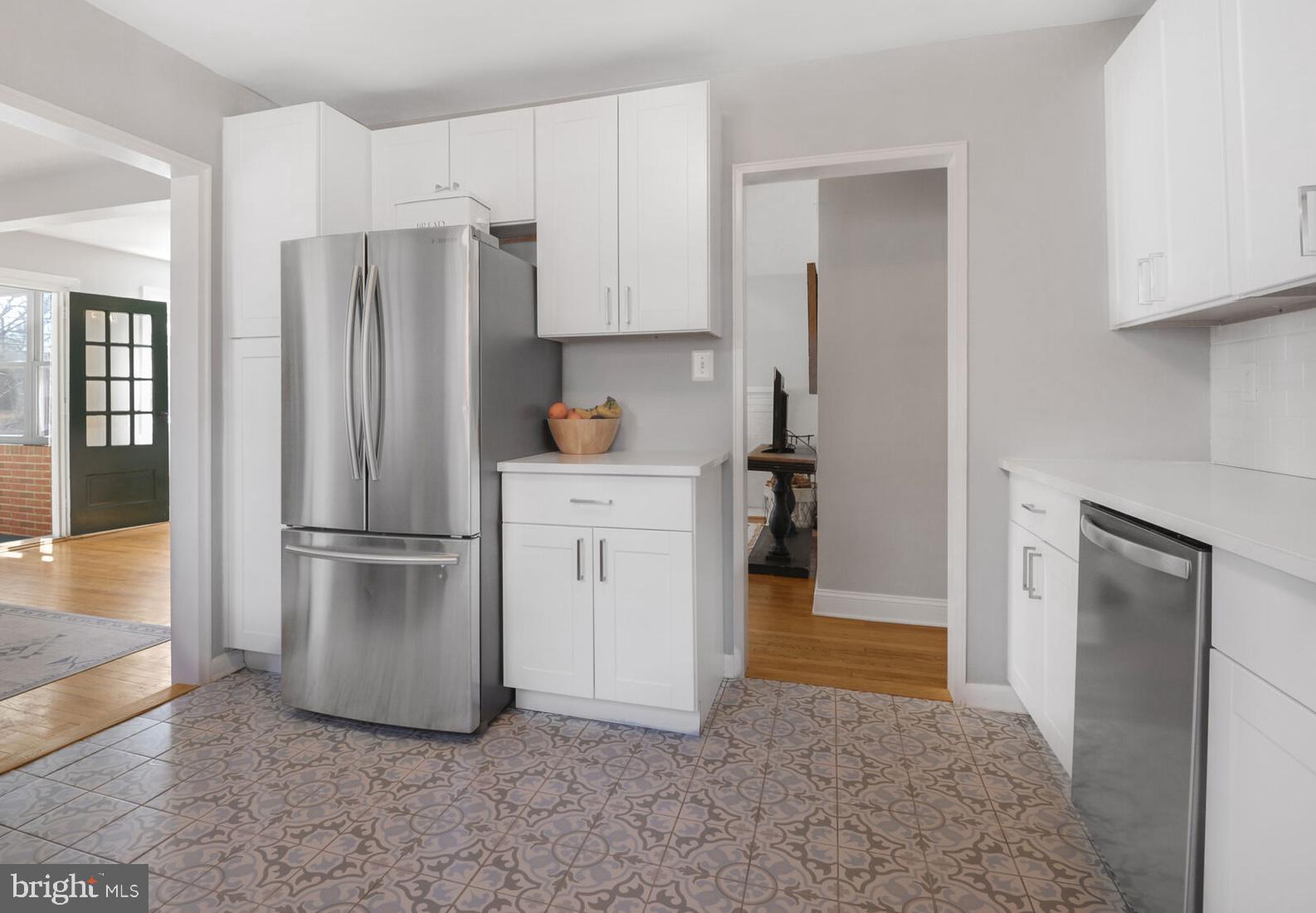 10110 BRUNETT AVENUE