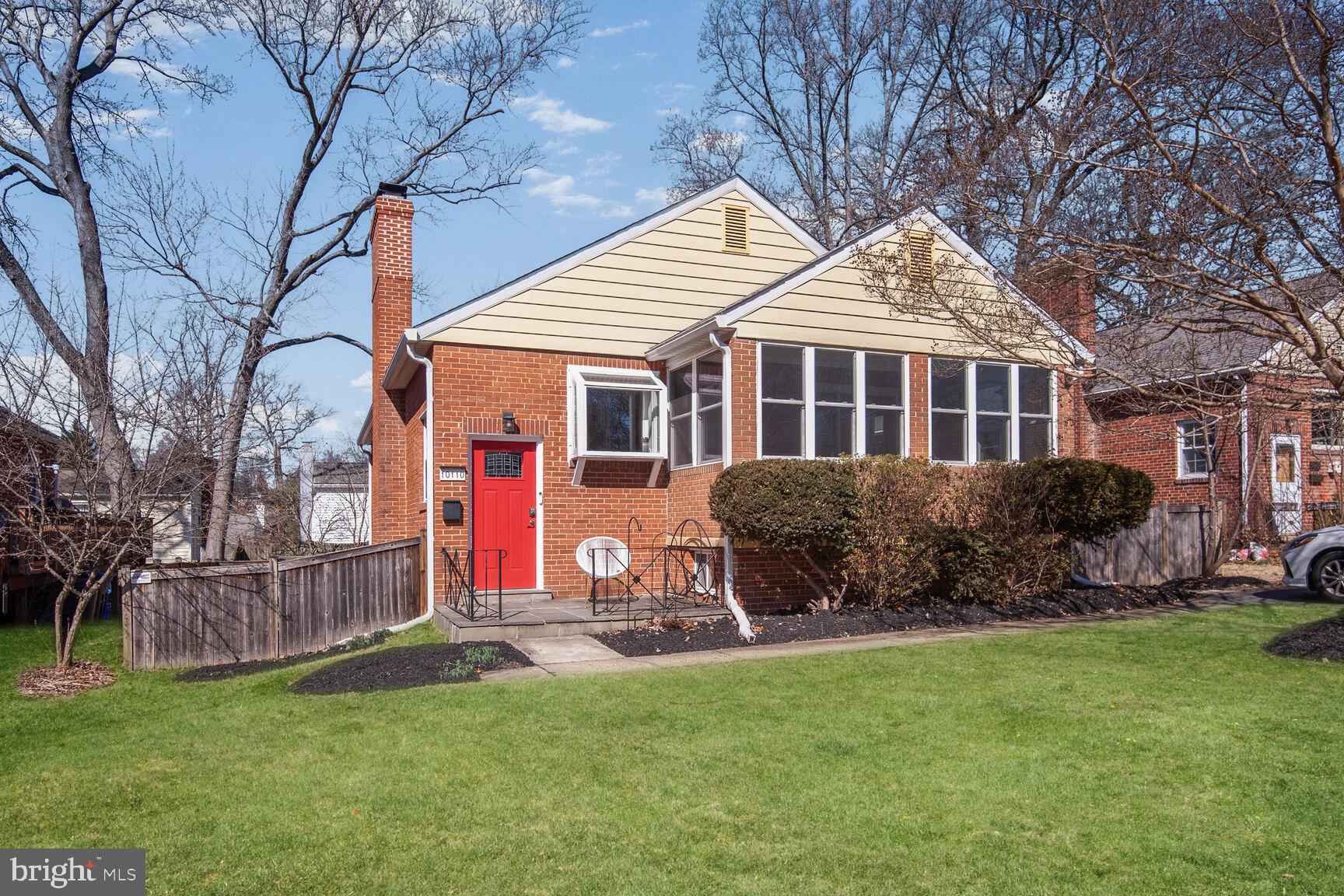 10110 BRUNETT AVENUE