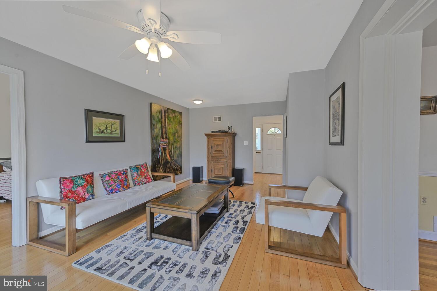 7213 RIDGEWOOD AVENUE