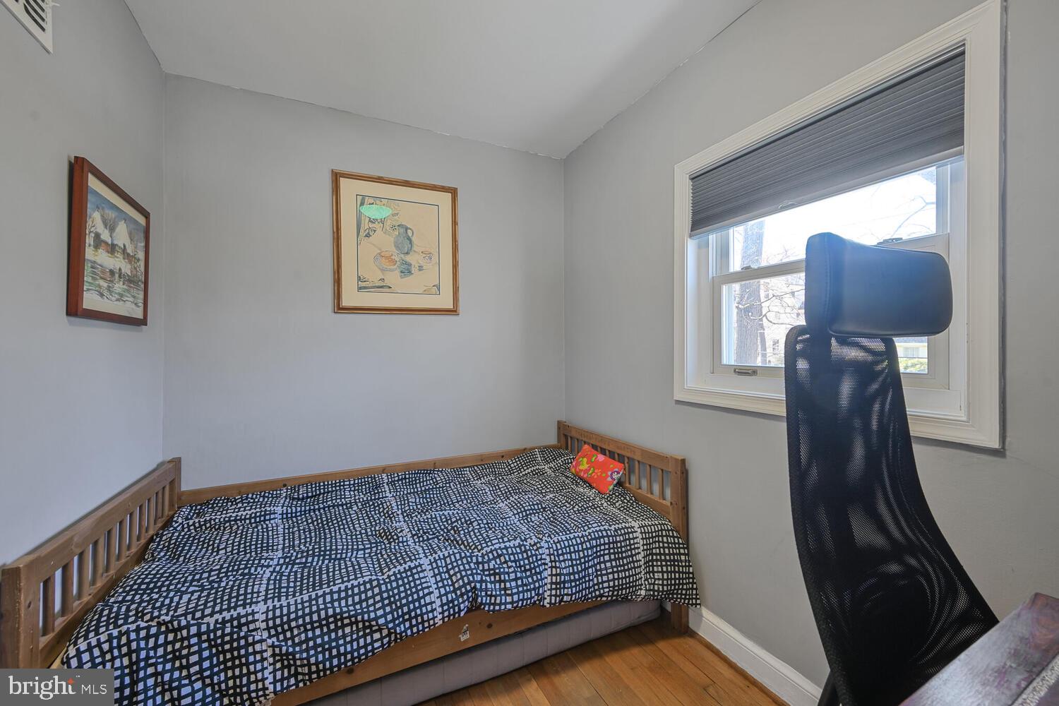 7213 RIDGEWOOD AVENUE