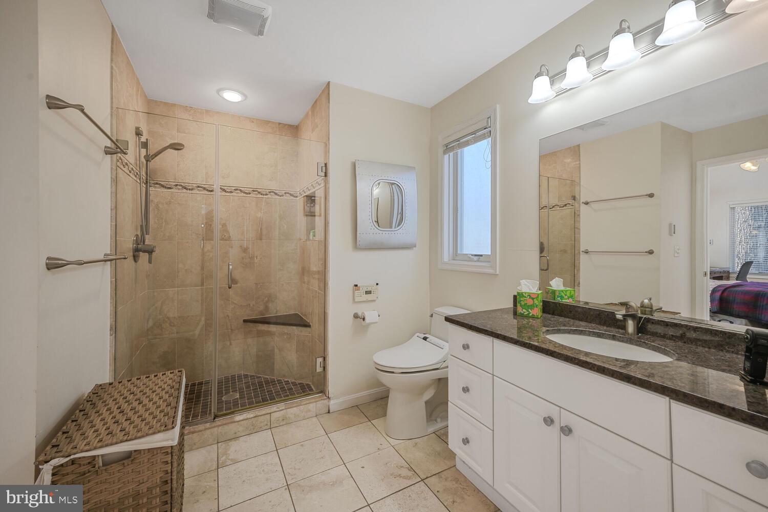 7213 RIDGEWOOD AVENUE