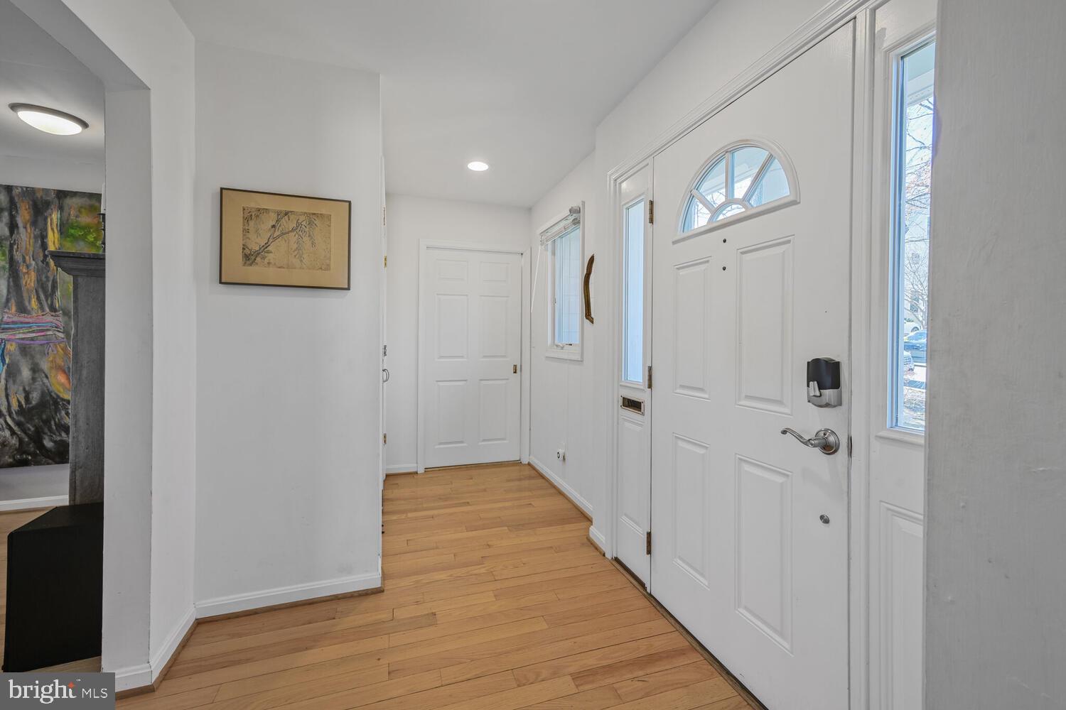 7213 RIDGEWOOD AVENUE