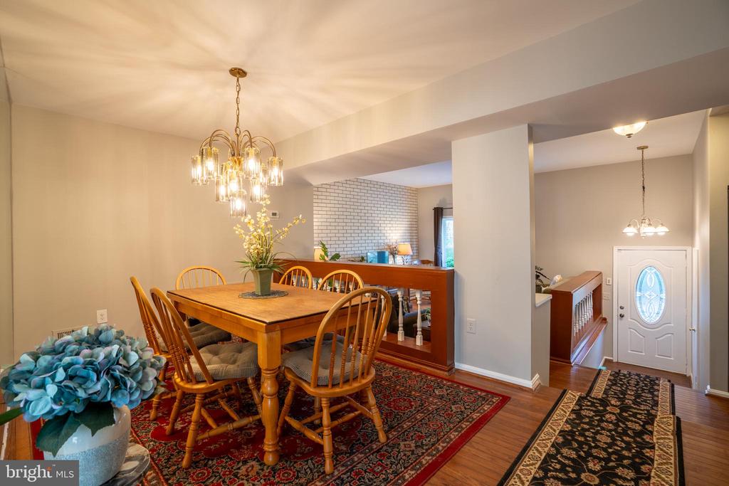 23 APPLE SEED LANE