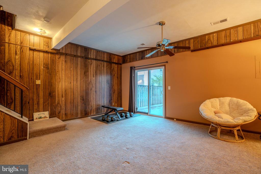 23 APPLE SEED LANE