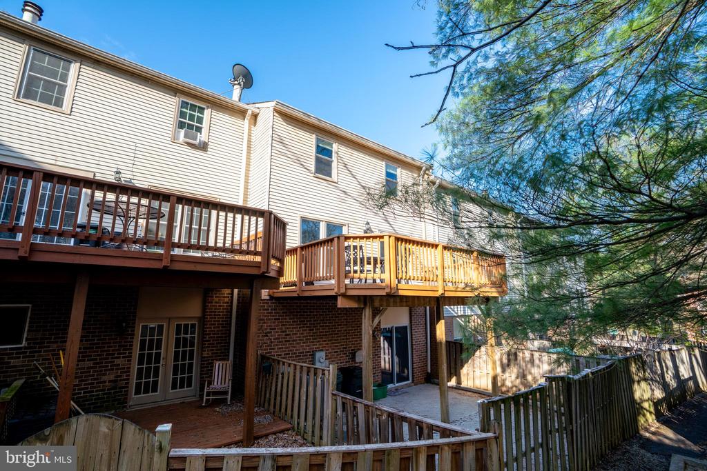 23 APPLE SEED LANE