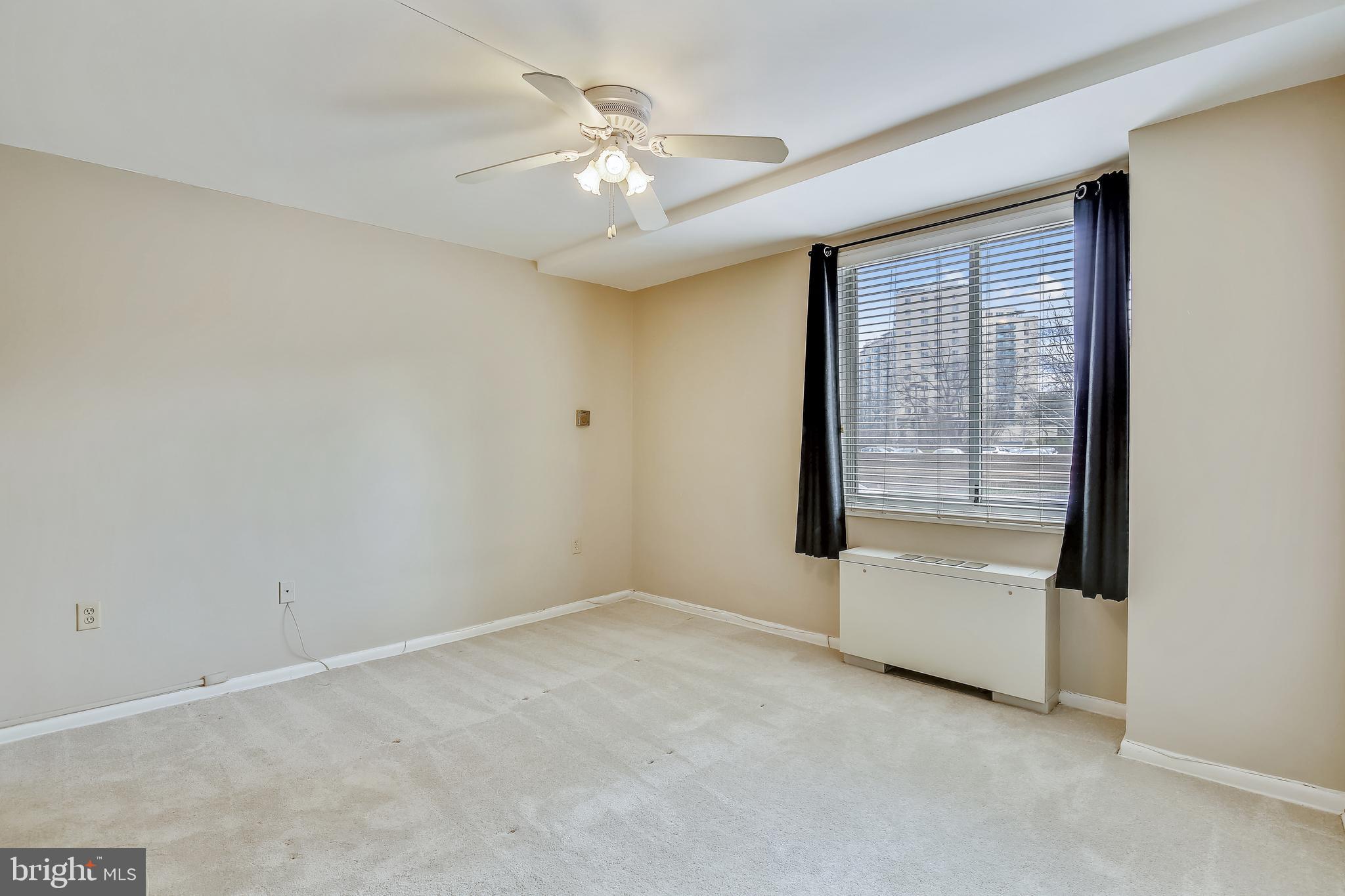 10401 GROSVENOR PLACE 123