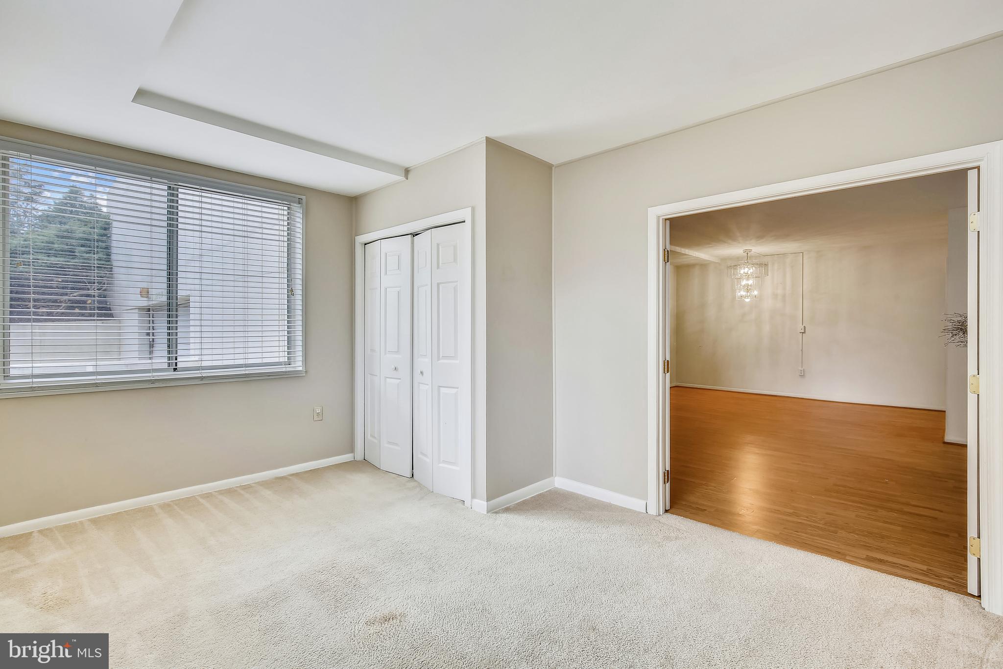 10401 GROSVENOR PLACE 123