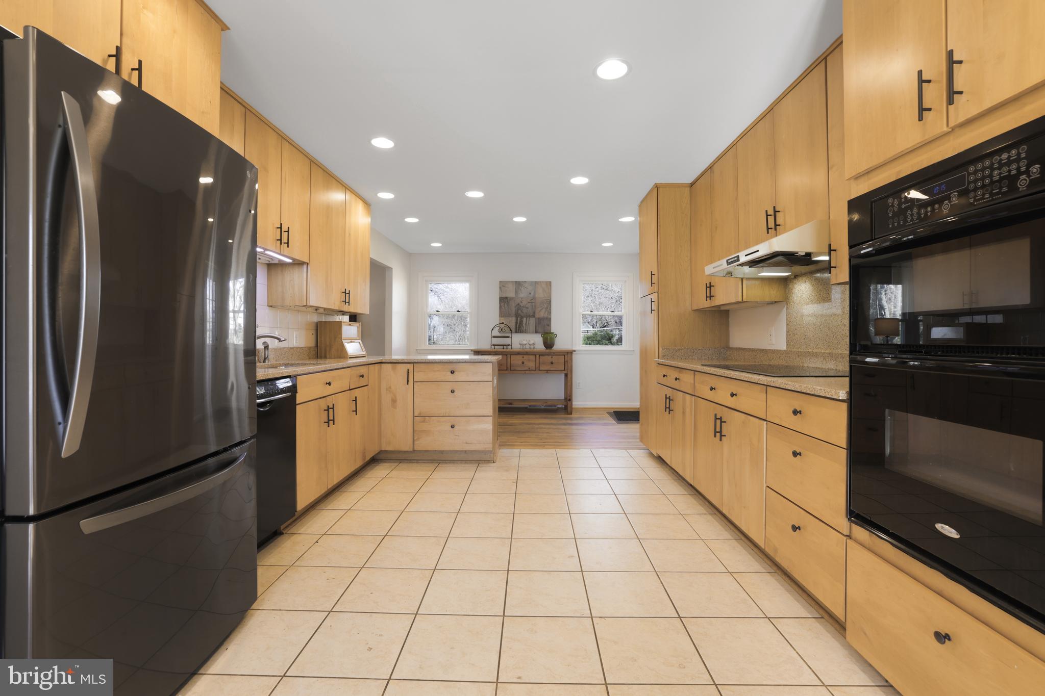 15616 NORMAN DRIVE