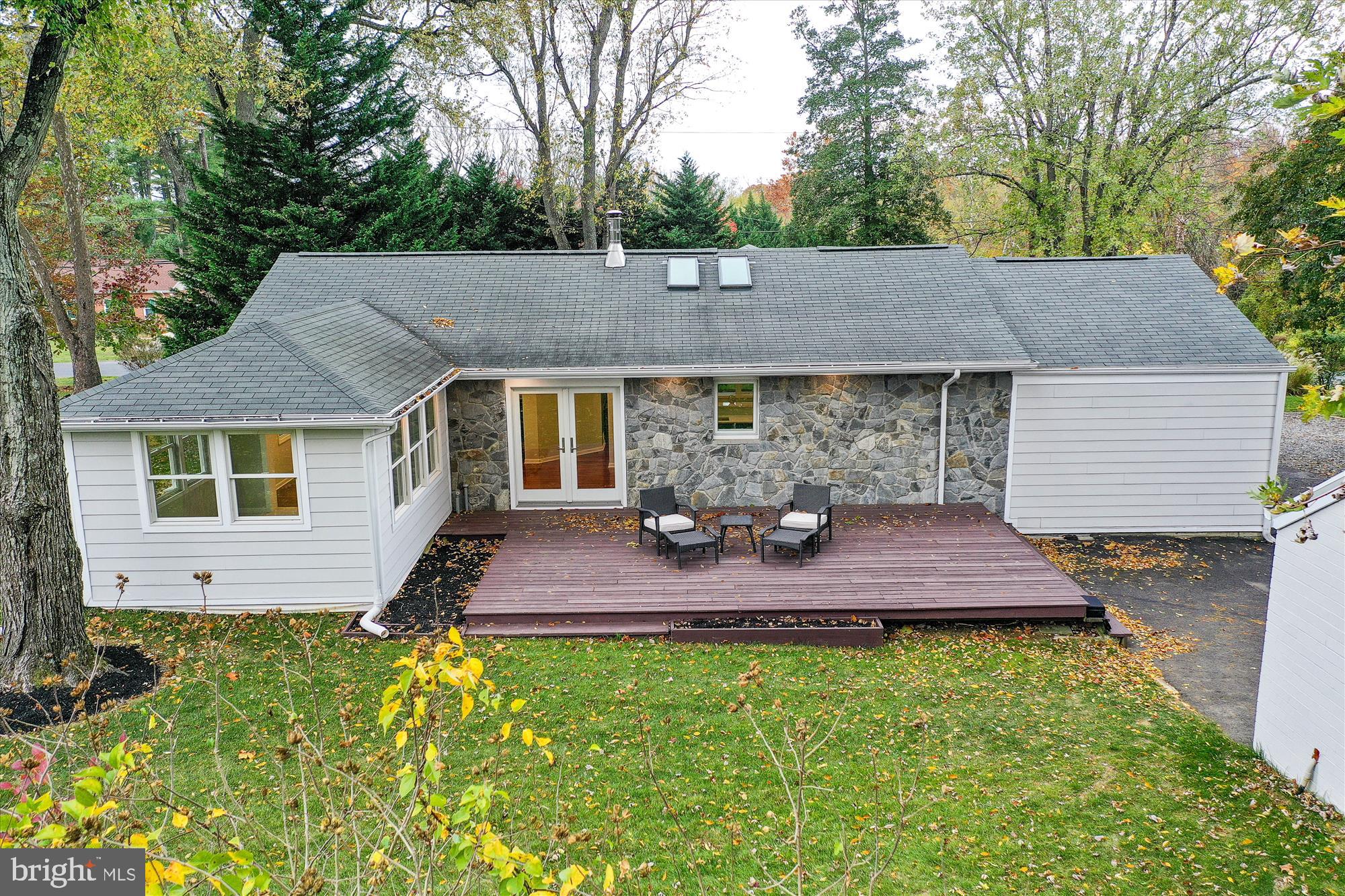 15707 SYCAMORE LANE