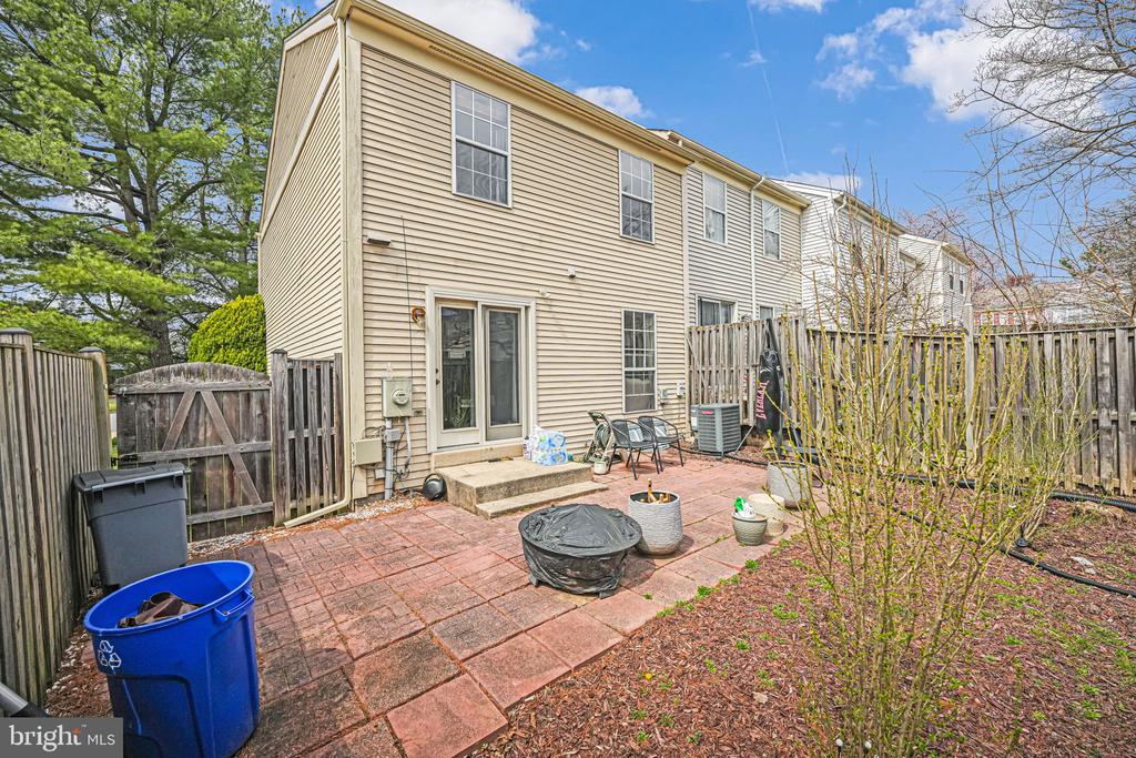 14854 HAMMERSMITH CIRCLE