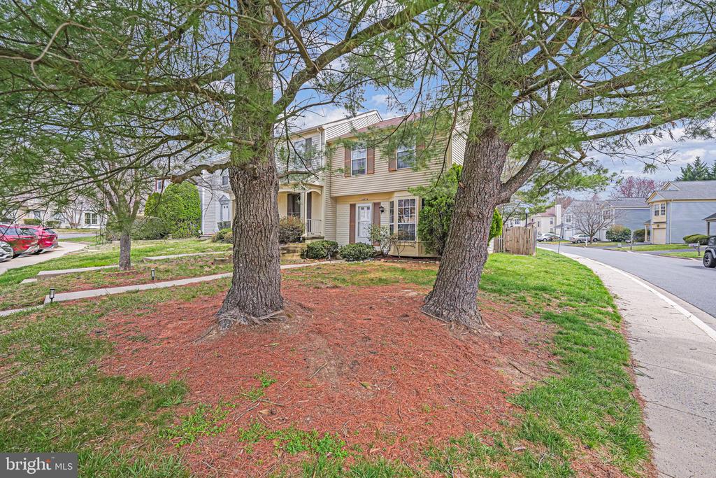14854 HAMMERSMITH CIRCLE