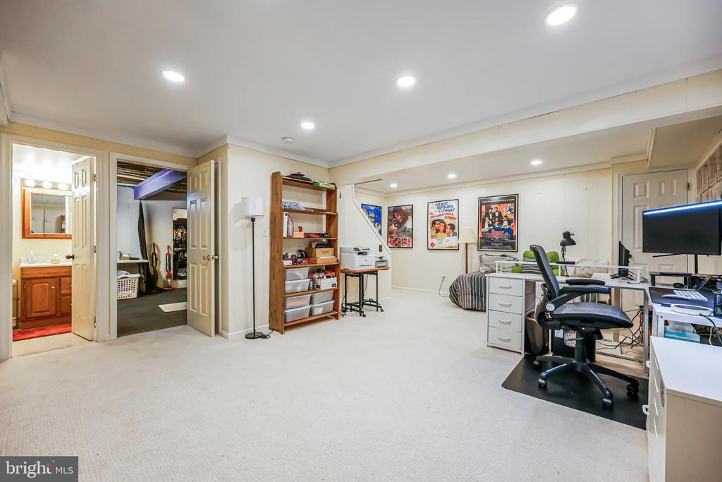 20636 HIGHLAND HALL DRIVE