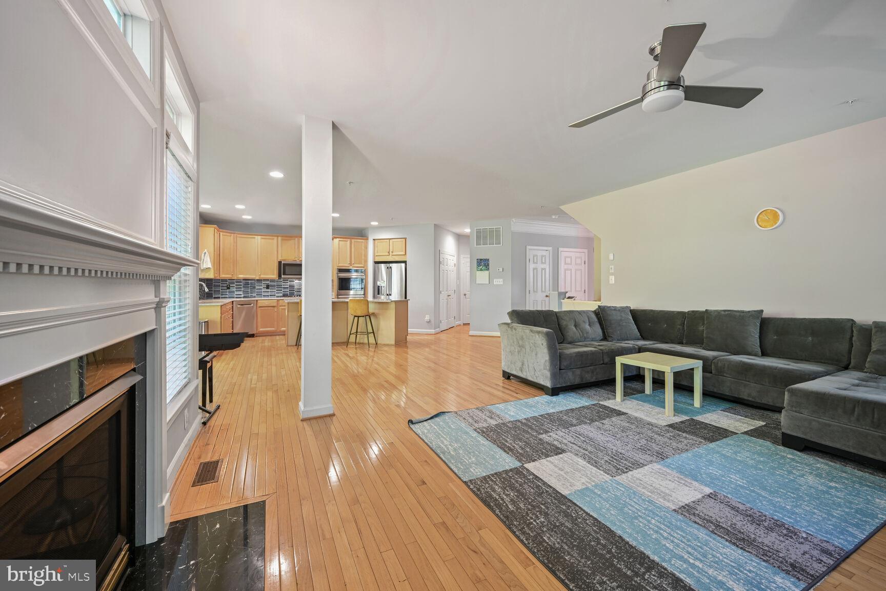 9 HENSON OAKS LANE