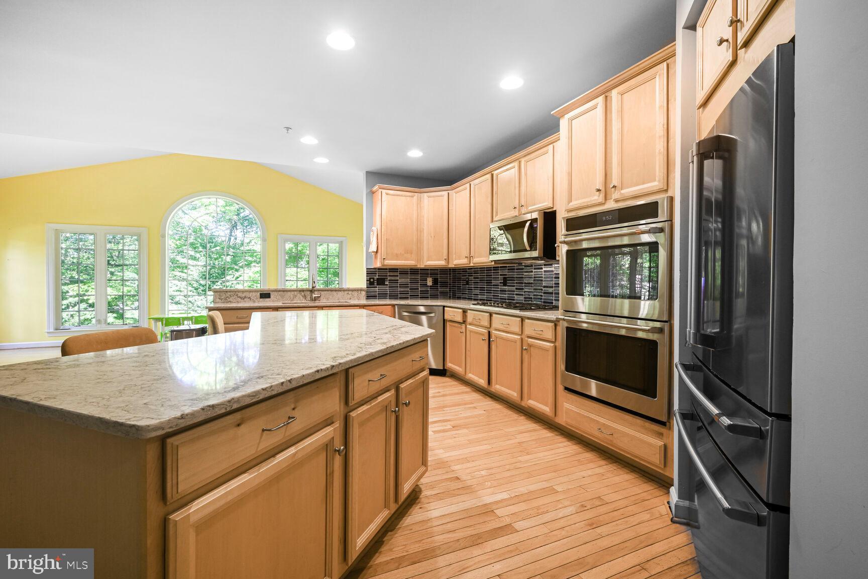9 HENSON OAKS LANE