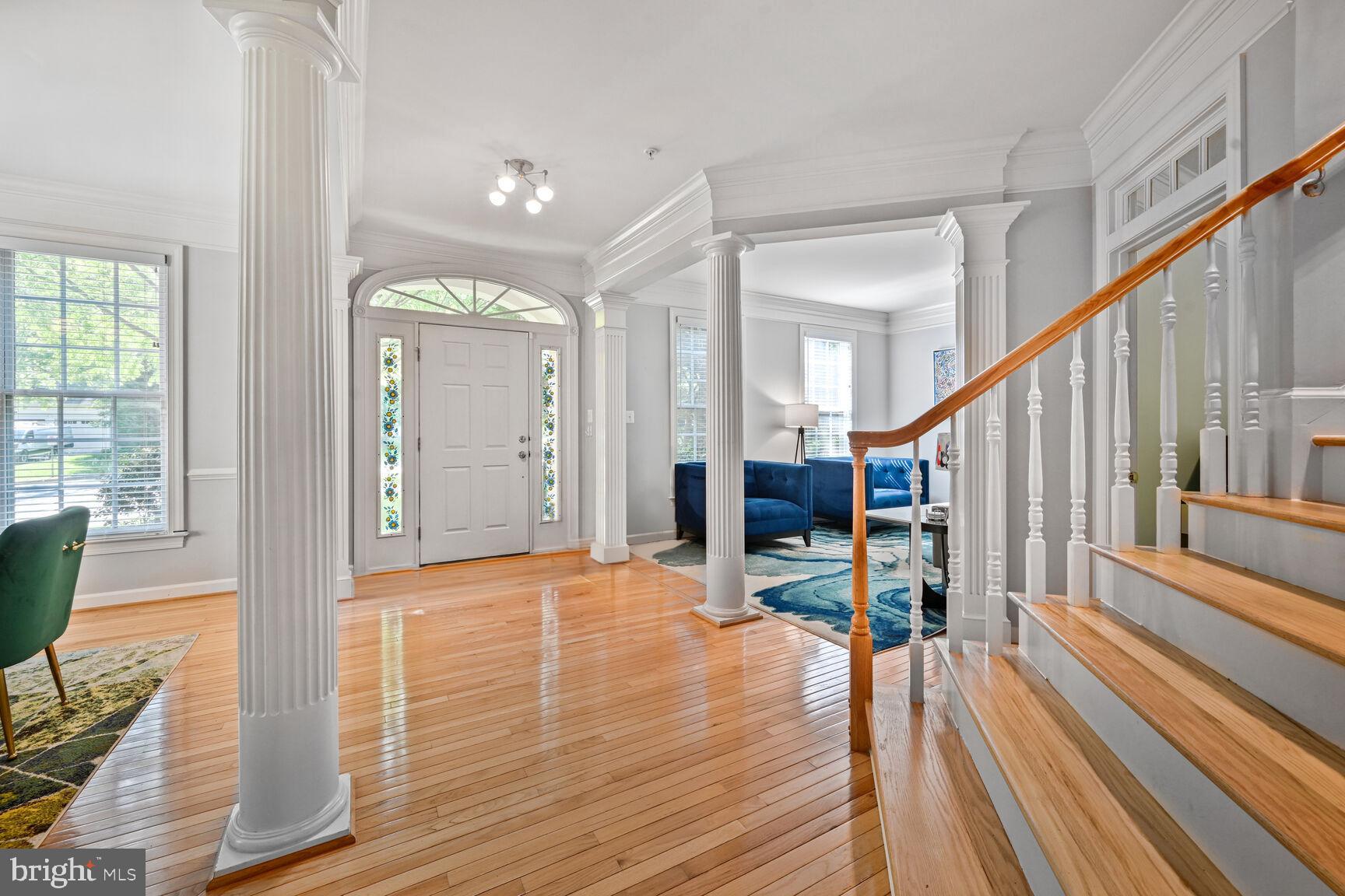 9 HENSON OAKS LANE