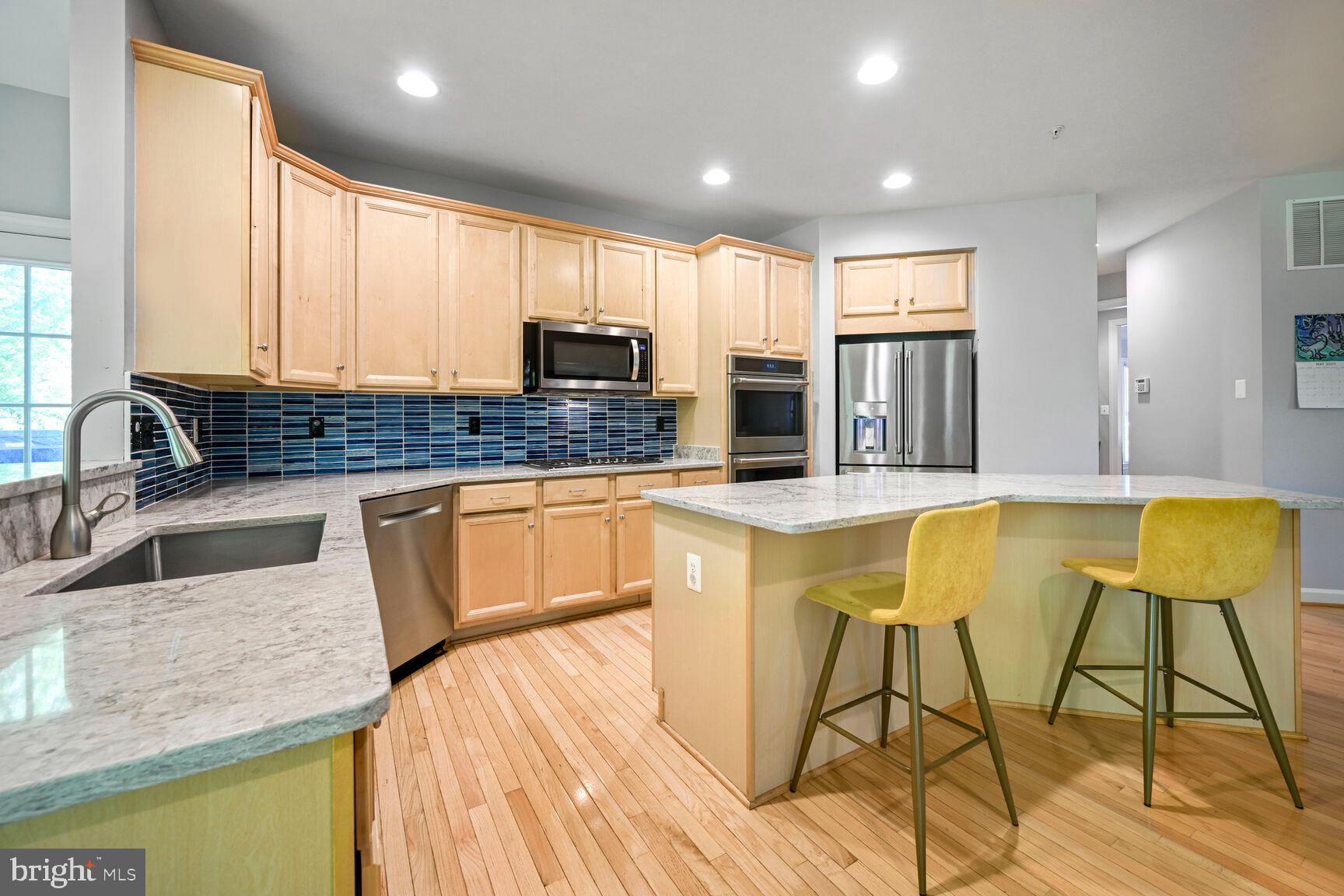9 HENSON OAKS LANE