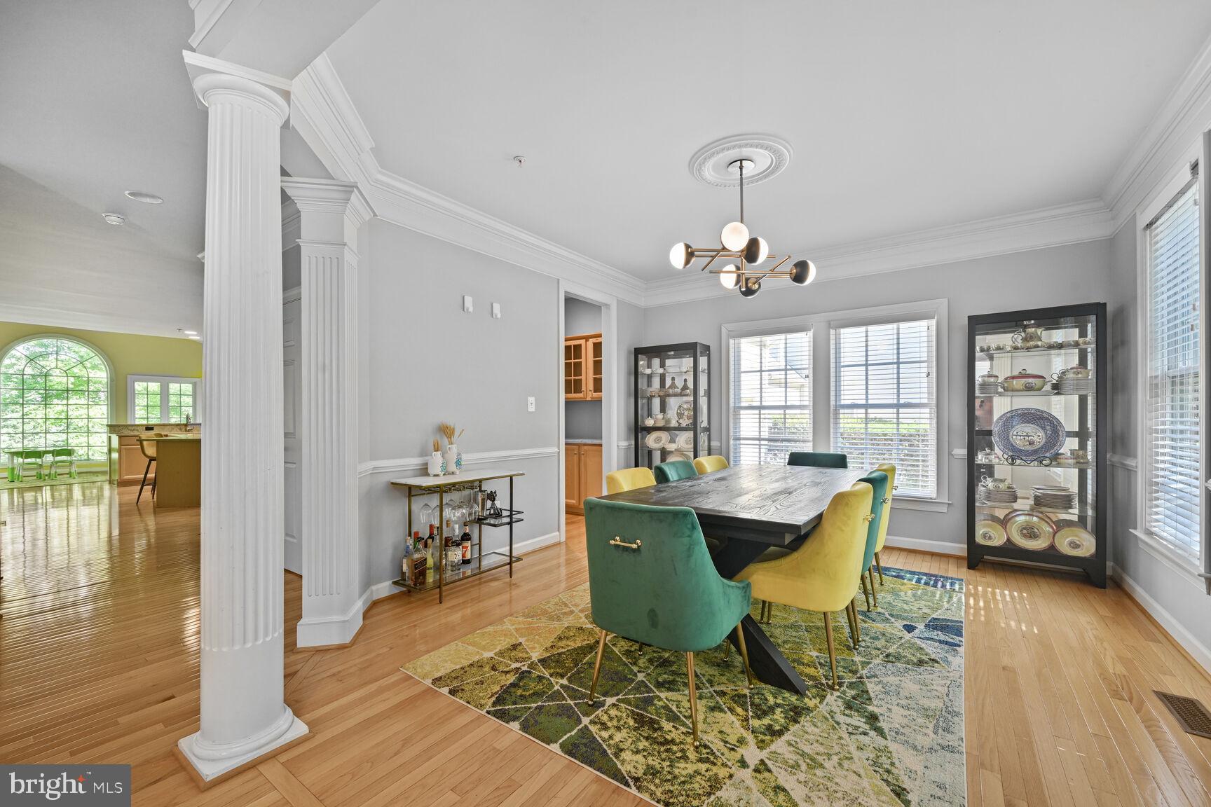 9 HENSON OAKS LANE