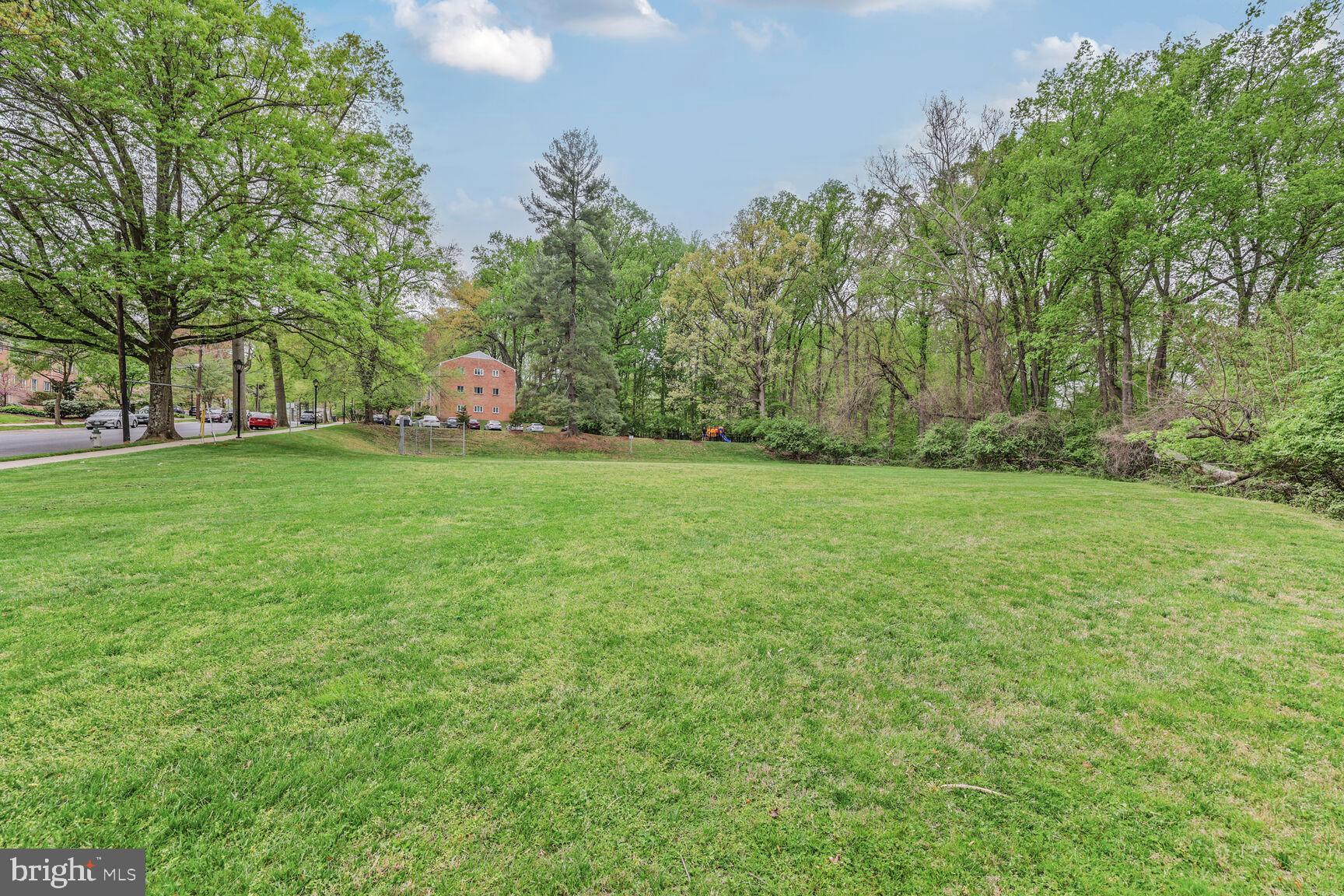 10504 MONTROSE AVENUE M-202