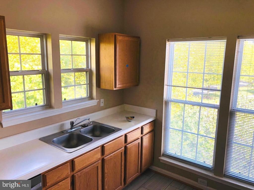 406 KENTLANDS BOULEVARD 303