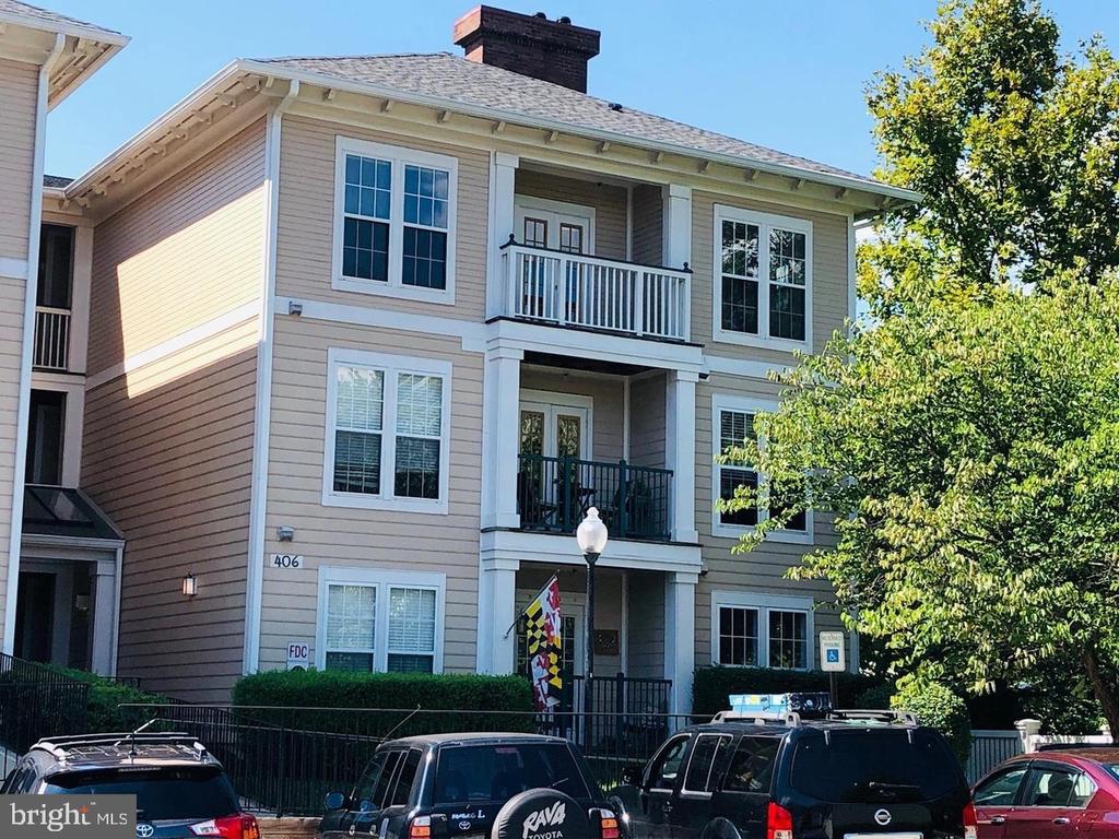 406 KENTLANDS BOULEVARD 303