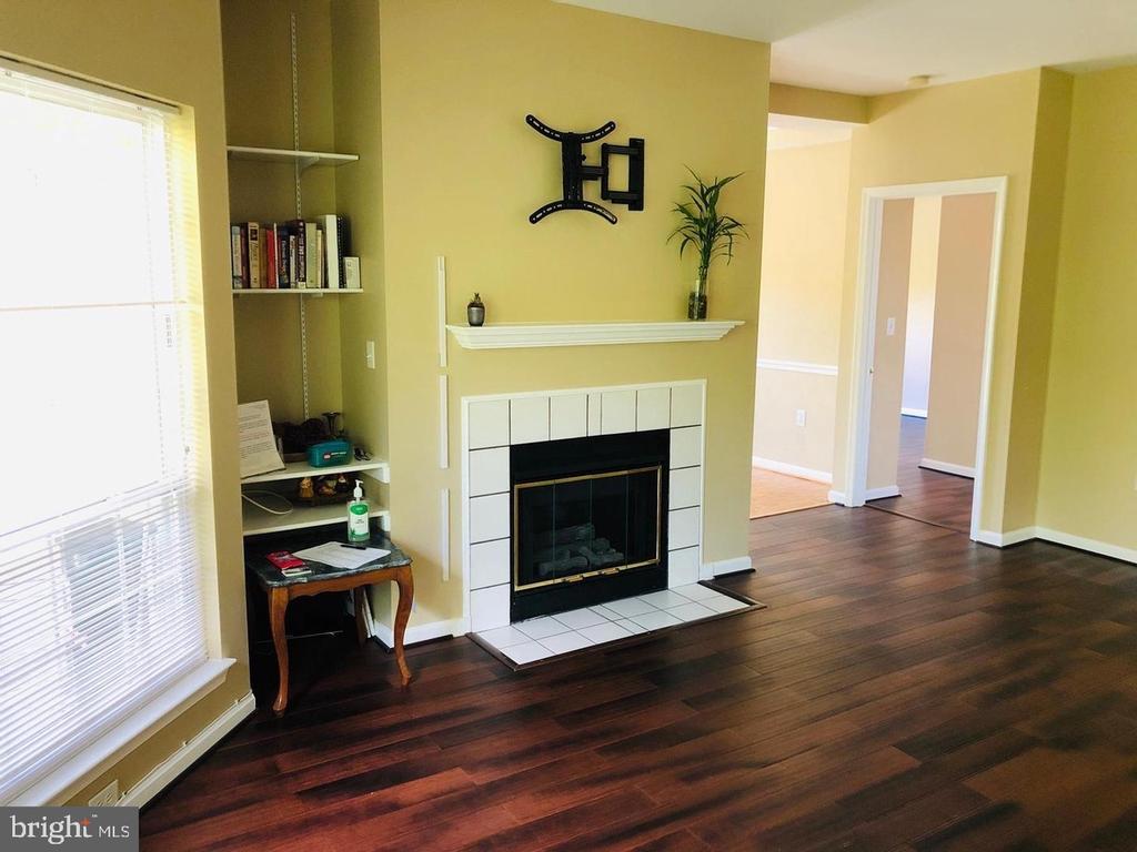 406 KENTLANDS BOULEVARD 303