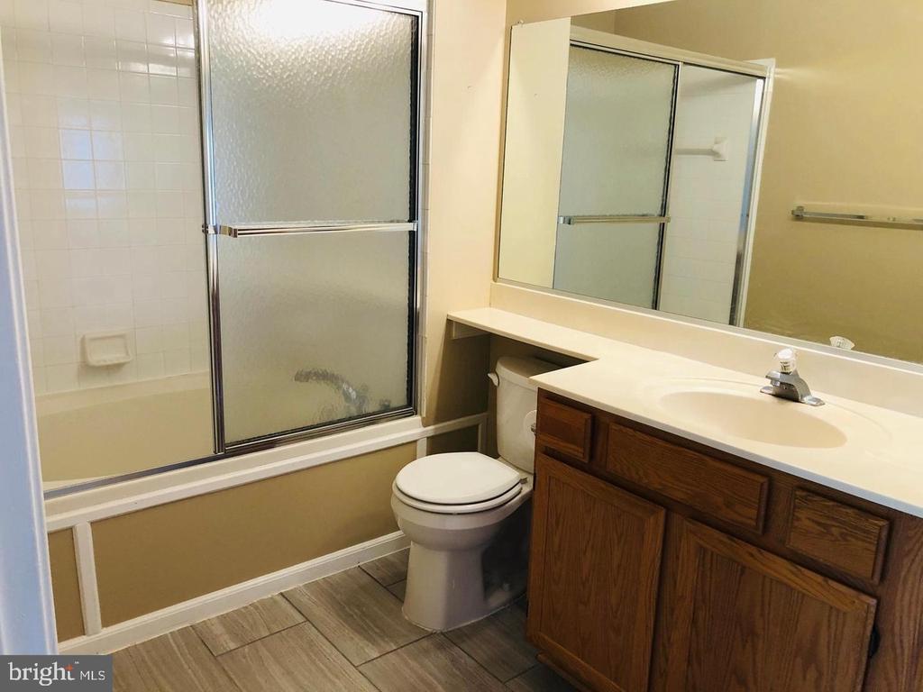 406 KENTLANDS BOULEVARD 303