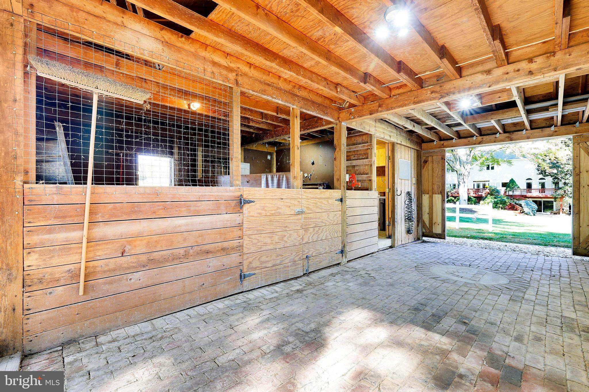 11108 POTOMAC VIEW DRIVE