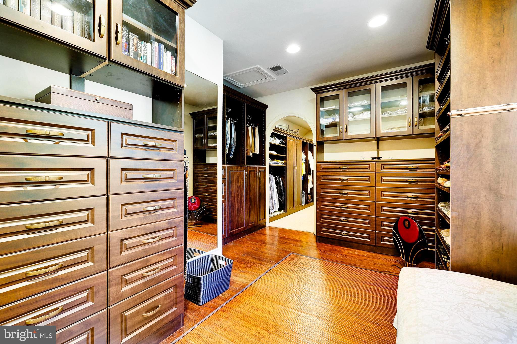 11108 POTOMAC VIEW DRIVE