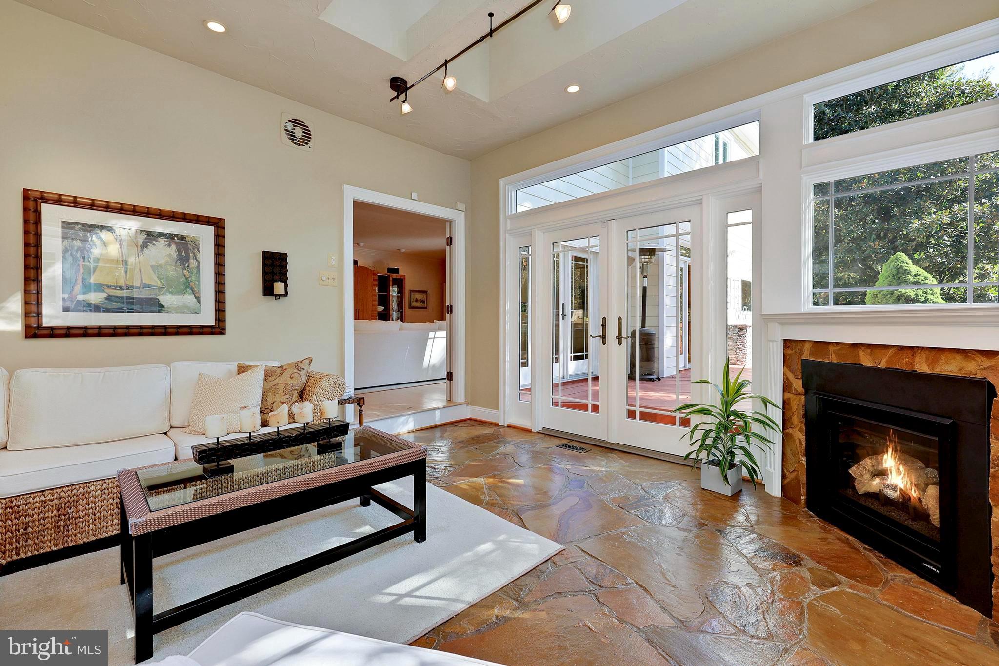 11108 POTOMAC VIEW DRIVE