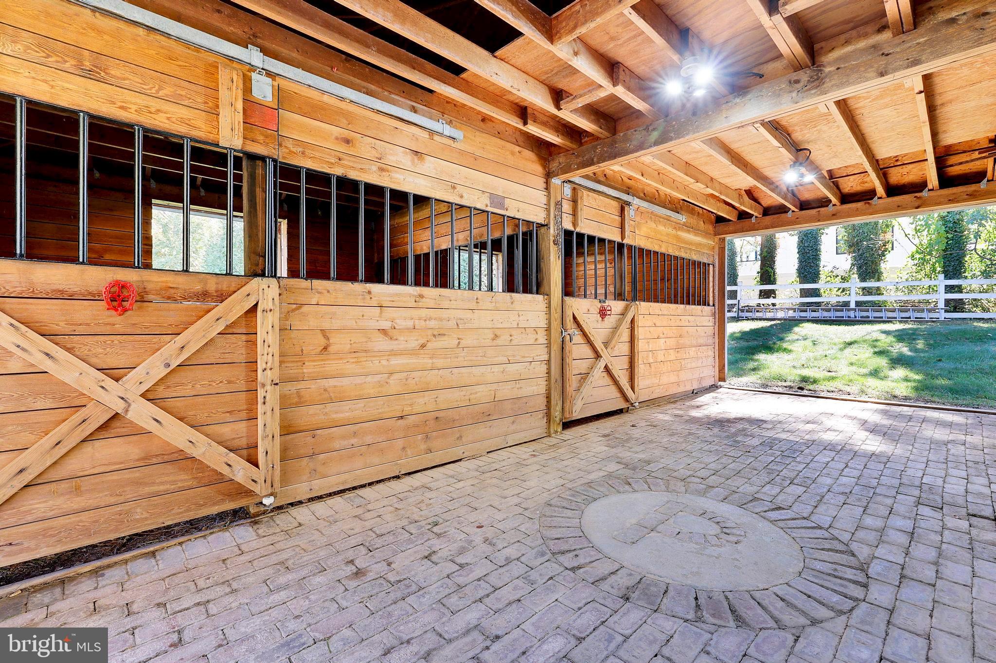 11108 POTOMAC VIEW DRIVE